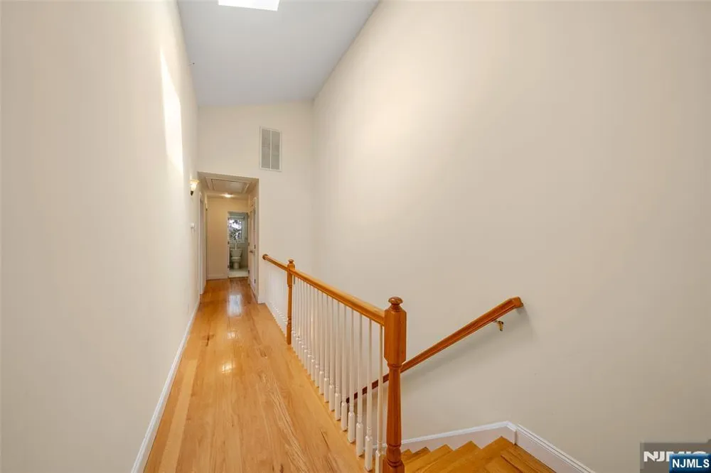 233 Knox Avenue C0001 Cliffside Park, NJ 07010