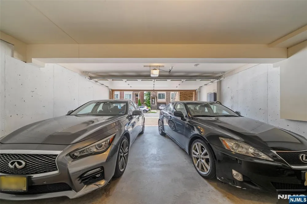 233 Knox Avenue C0001 Cliffside Park, NJ 07010