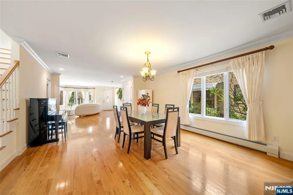 233 Knox Avenue C0001 Cliffside Park, NJ 07010