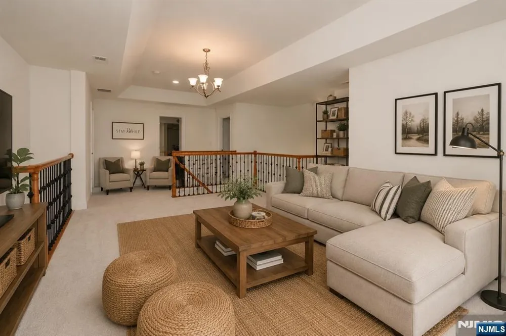 99 Windsor Lane Ramsey, NJ 07446