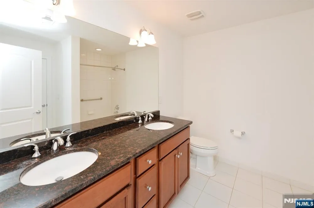 99 Windsor Lane Ramsey, NJ 07446