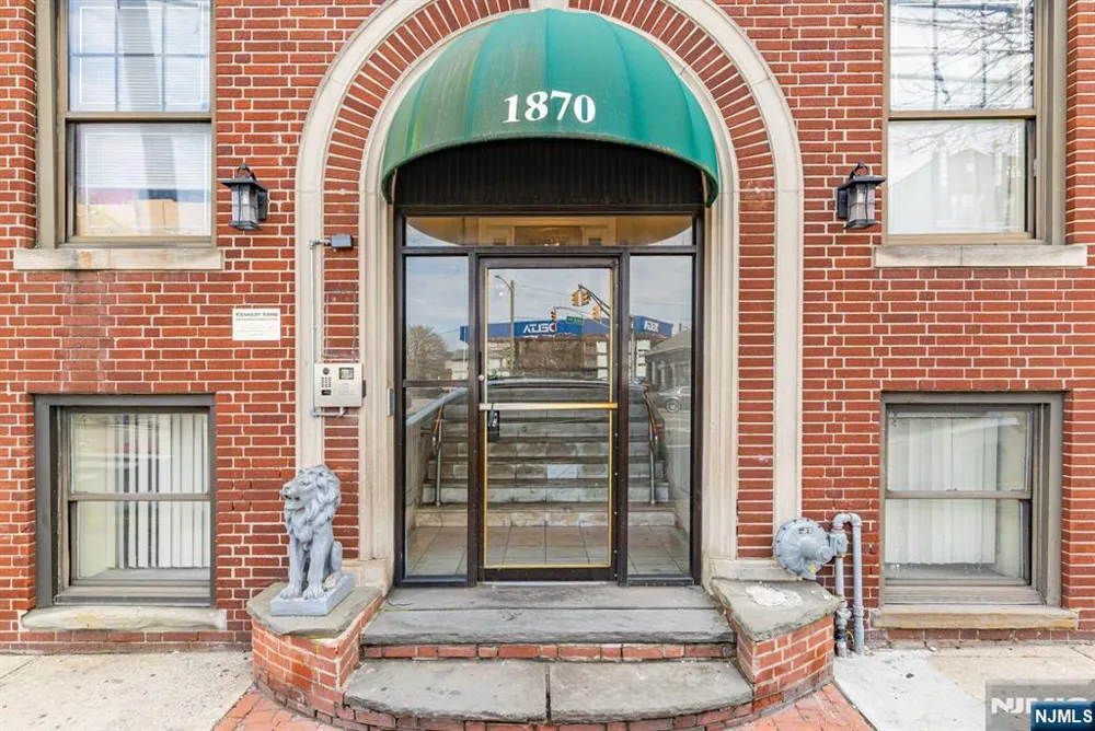 1870 John F Kennedy Boulevard 4F Jersey City, NJ 07304