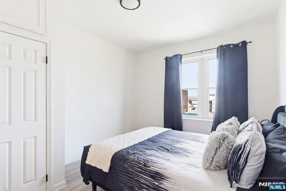 1870 John F Kennedy Boulevard 4F Jersey City, NJ 07304