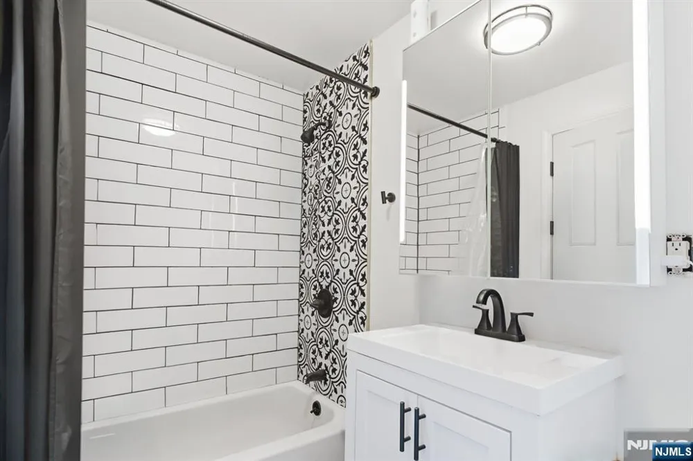 1870 John F Kennedy Boulevard 4F Jersey City, NJ 07304