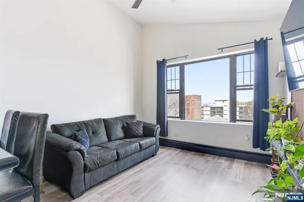 1870 John F Kennedy Boulevard 4F Jersey City, NJ 07304