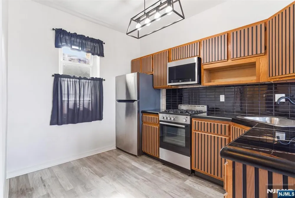 1870 John F Kennedy Boulevard 4F Jersey City, NJ 07304