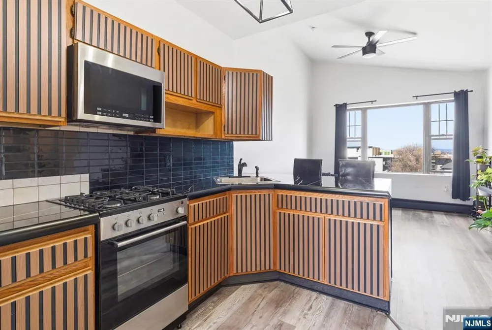 1870 John F Kennedy Boulevard 4F Jersey City, NJ 07304