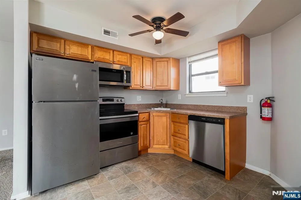 4107 Tracy Court Voorhees, NJ 08043