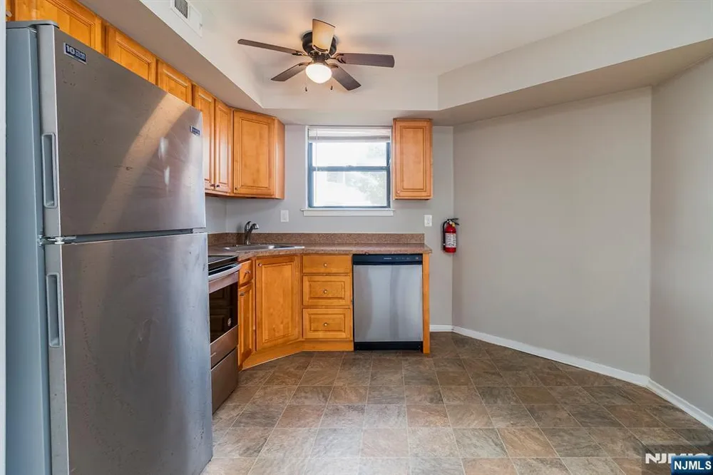 4107 Tracy Court Voorhees, NJ 08043