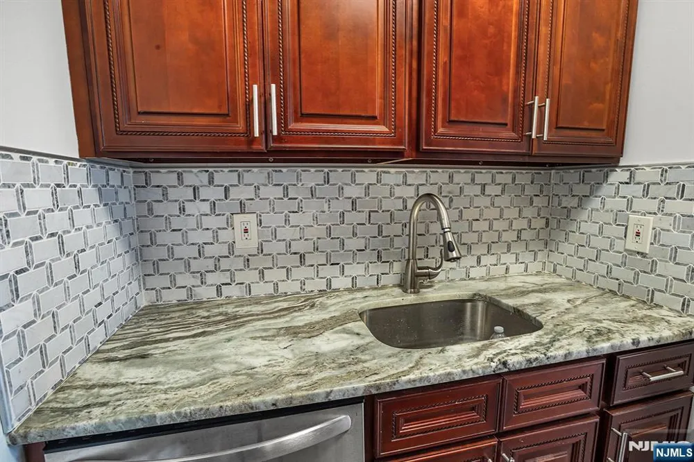 464 Central Avenue A6 Jersey City, NJ 07307