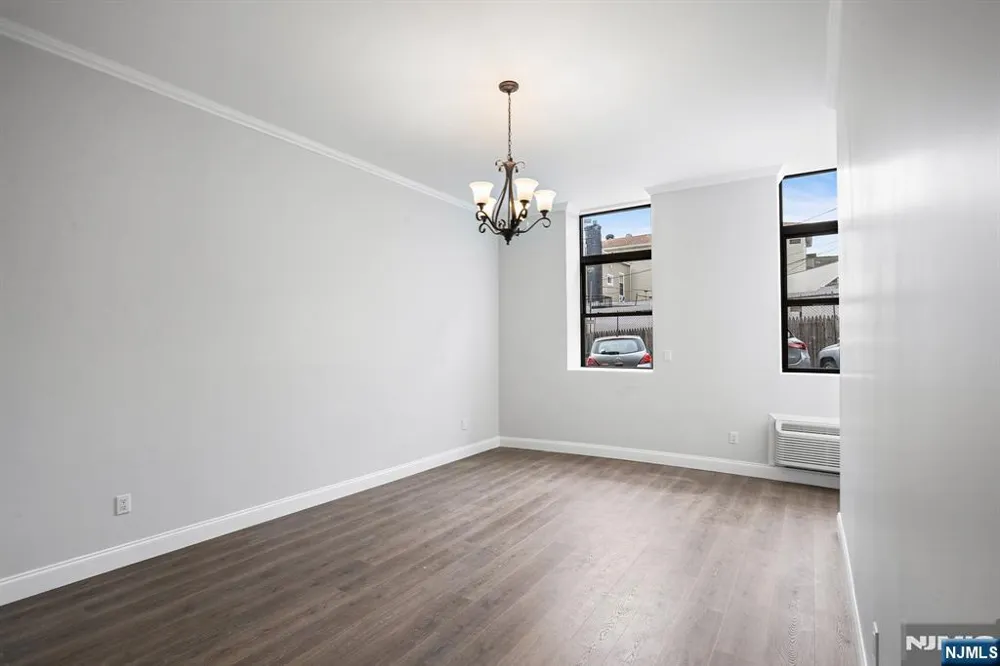 464 Central Avenue A6 Jersey City, NJ 07307