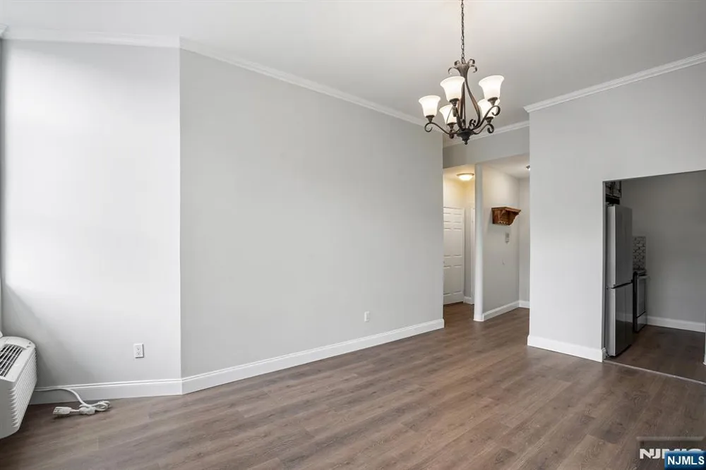 464 Central Avenue A6 Jersey City, NJ 07307