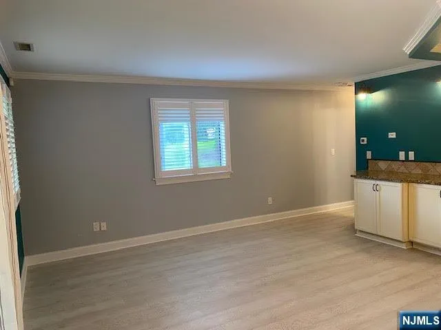 5 Sugar Loaf Court 8 Vernon, NJ 07462