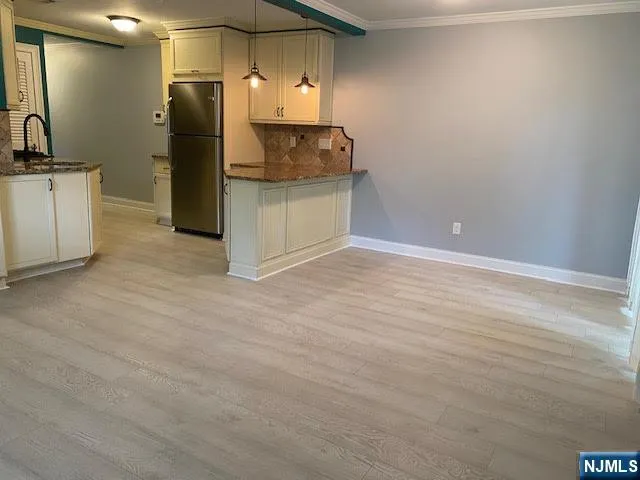 5 Sugar Loaf Court 8 Vernon, NJ 07462