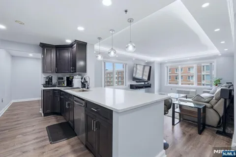 5312 City Place 5312