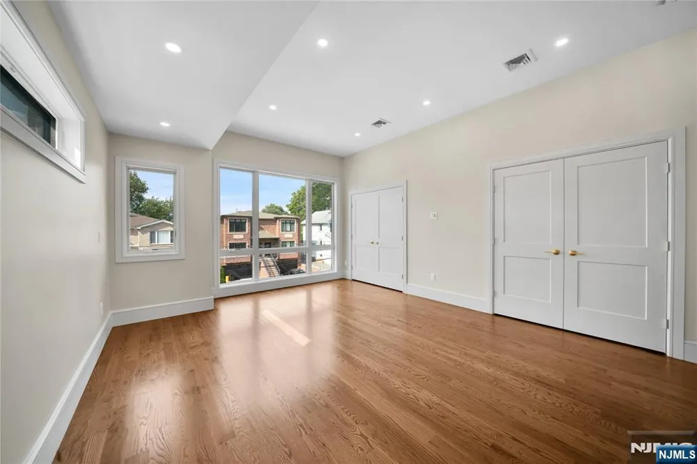 686 Probst Avenue B Fairview, NJ 07022