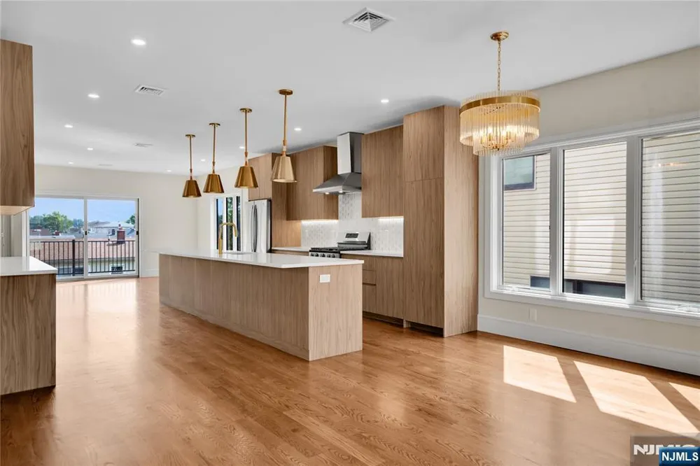686 Probst Avenue A Fairview, NJ 07022