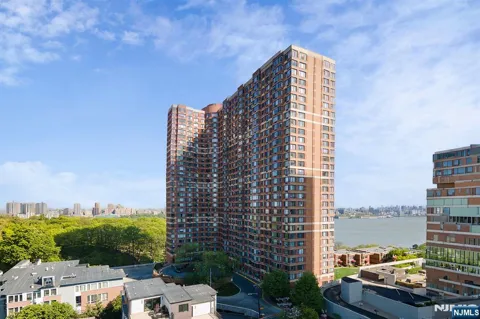 100 Old Palisade Road 3415