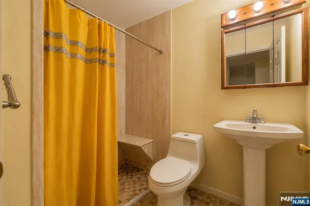 265 Rosa Parks Boulevard Paterson, NJ 07501