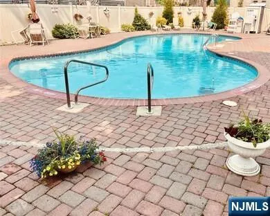 205 Bergen Turnpike 2A