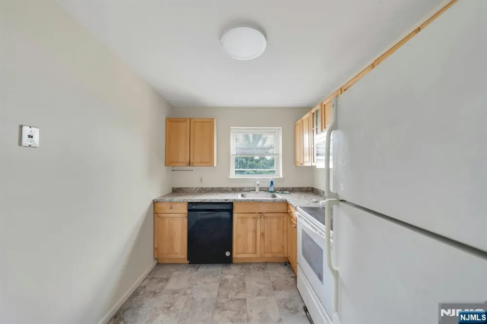 205 Bergen Turnpike 2A Ridgefield Park, NJ 07660