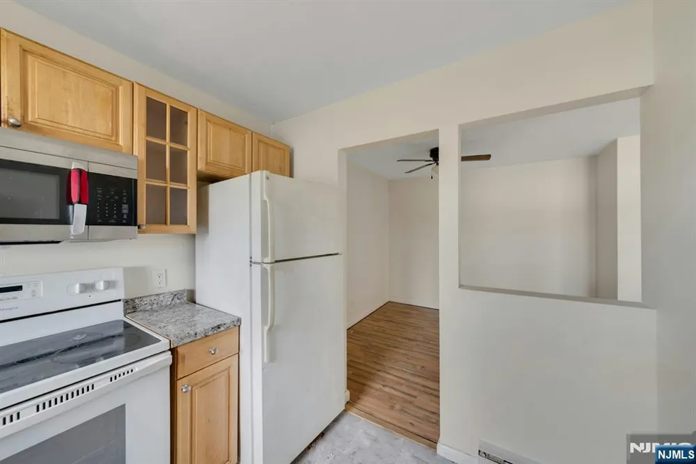 205 Bergen Turnpike 2A Ridgefield Park, NJ 07660