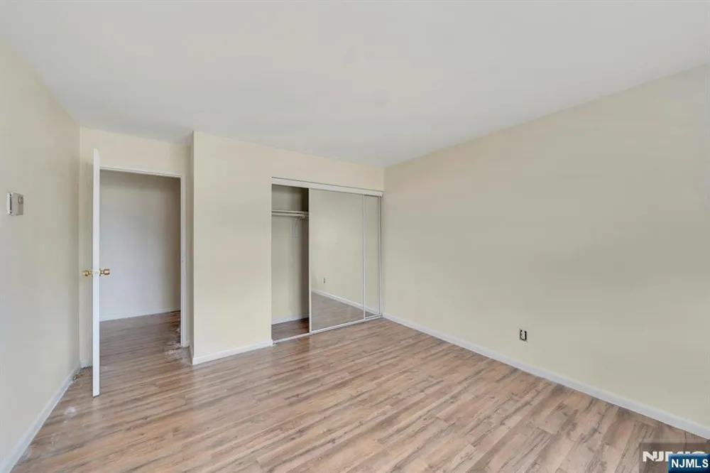 205 Bergen Turnpike 2A Ridgefield Park, NJ 07660