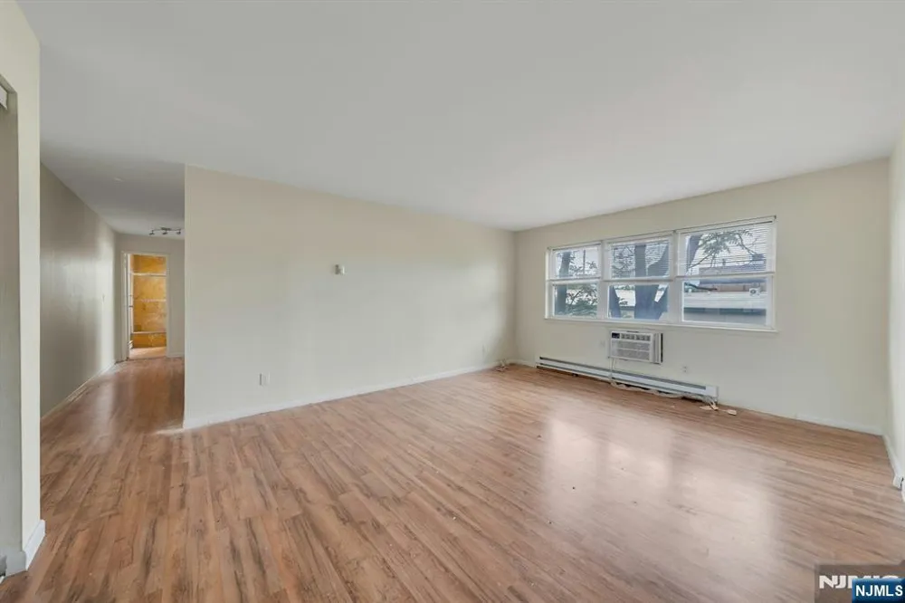 205 Bergen Turnpike 2A Ridgefield Park, NJ 07660