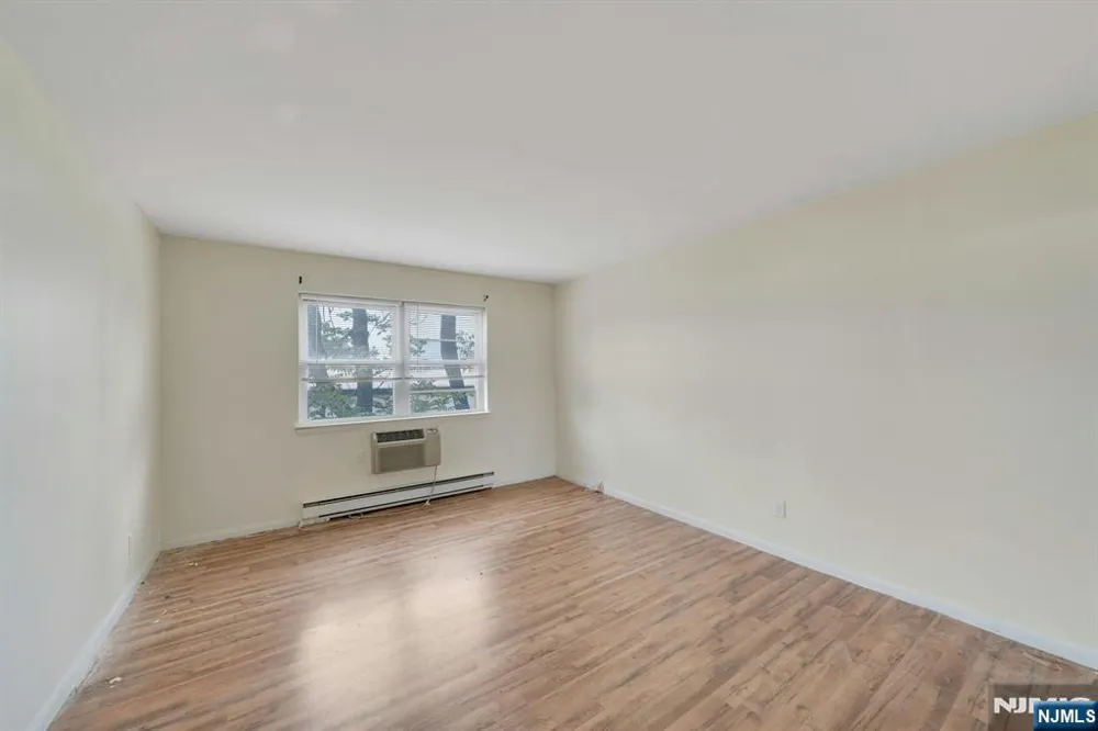 205 Bergen Turnpike 2A Ridgefield Park, NJ 07660