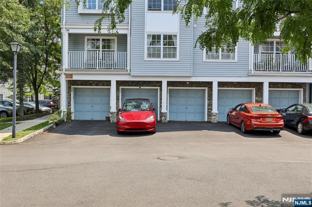 144 Prestwick Way 144 Edison, NJ 08820