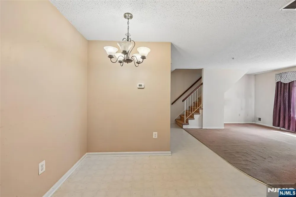 144 Prestwick Way 144 Edison, NJ 08820