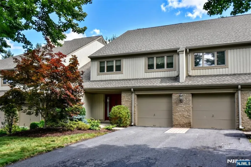281 E Vista View Drive Mahwah, NJ 07430