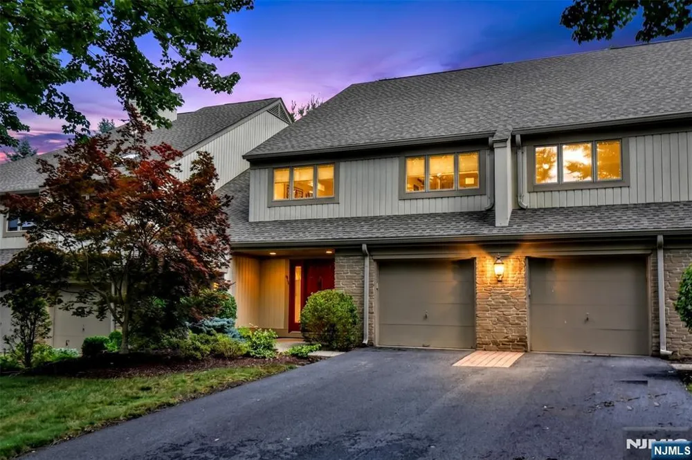 281 E Vista View Drive Mahwah, NJ 07430