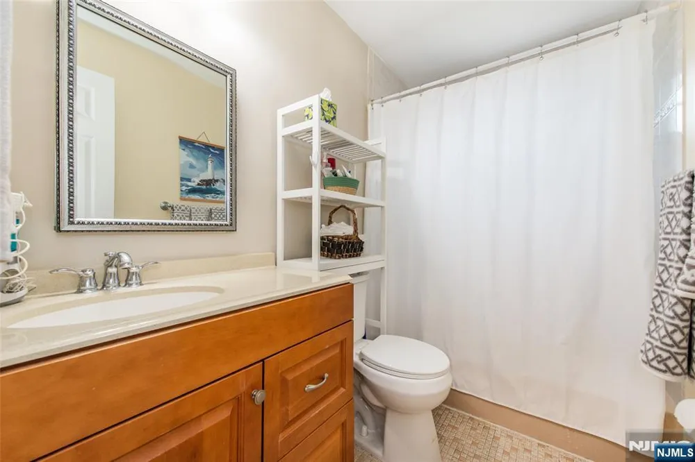 605 Grove Street E3 Clifton, NJ 07013