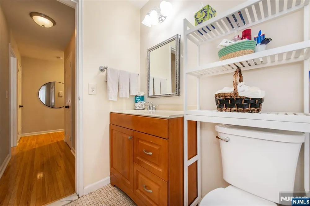 605 Grove Street E3 Clifton, NJ 07013