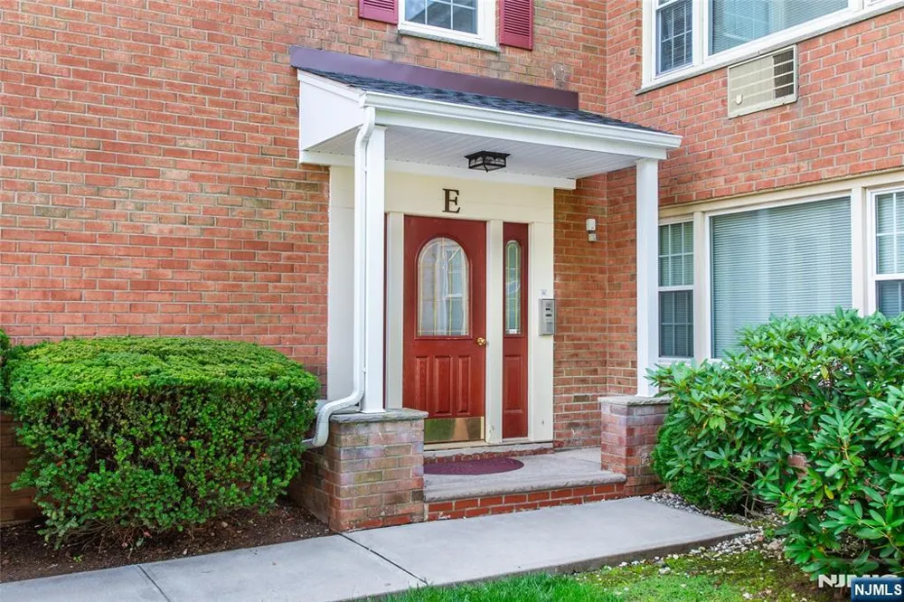 605 Grove Street E3 Clifton, NJ 07013