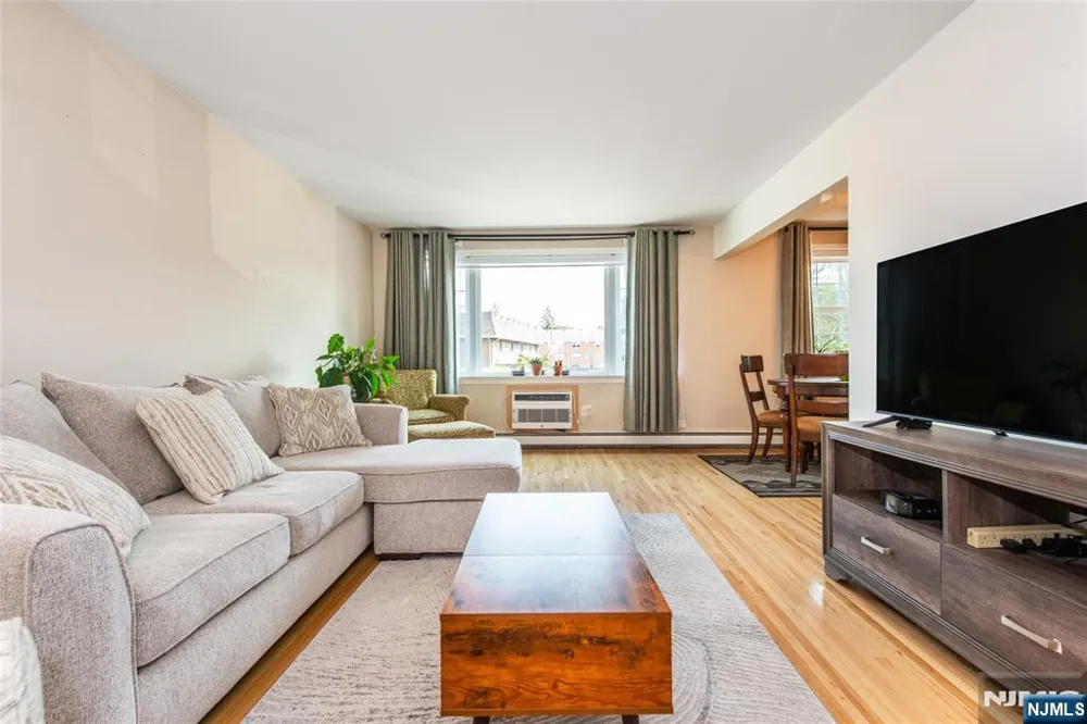 605 Grove Street E3 Clifton, NJ 07013