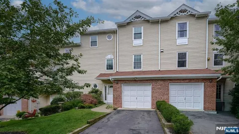 42 Bowfell Court