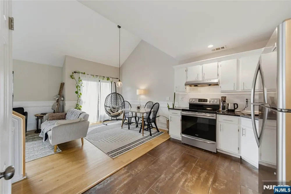 77 Liberty Street 8 Little Ferry, NJ 07643