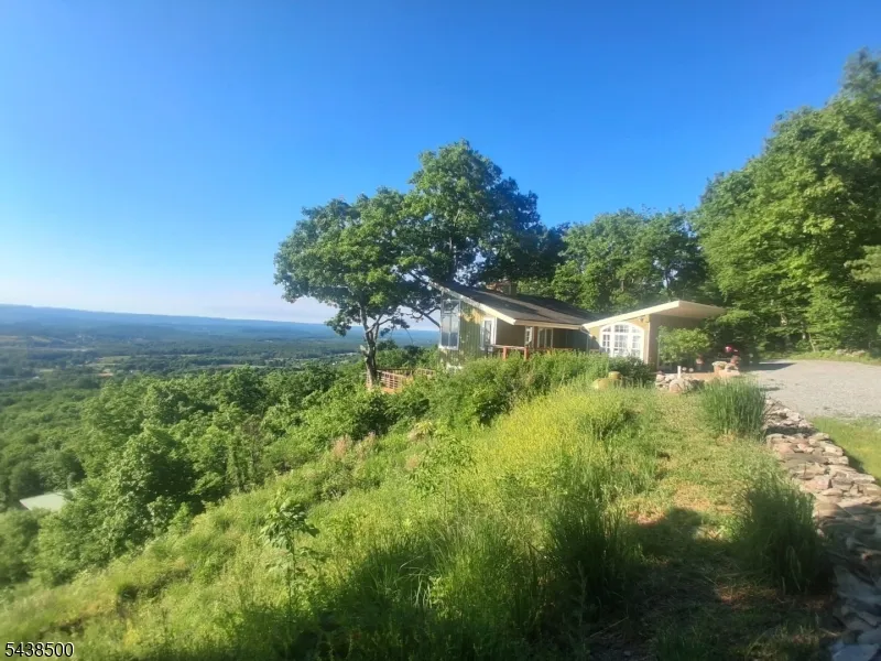 20 Upper Mountain Rd Wantage, NJ 07461
