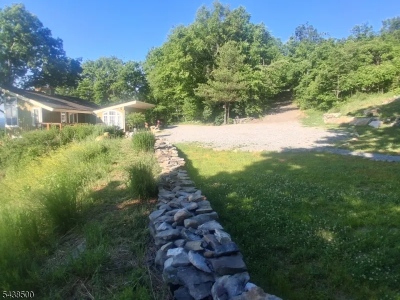 20 Upper Mountain Rd Wantage, NJ 07461