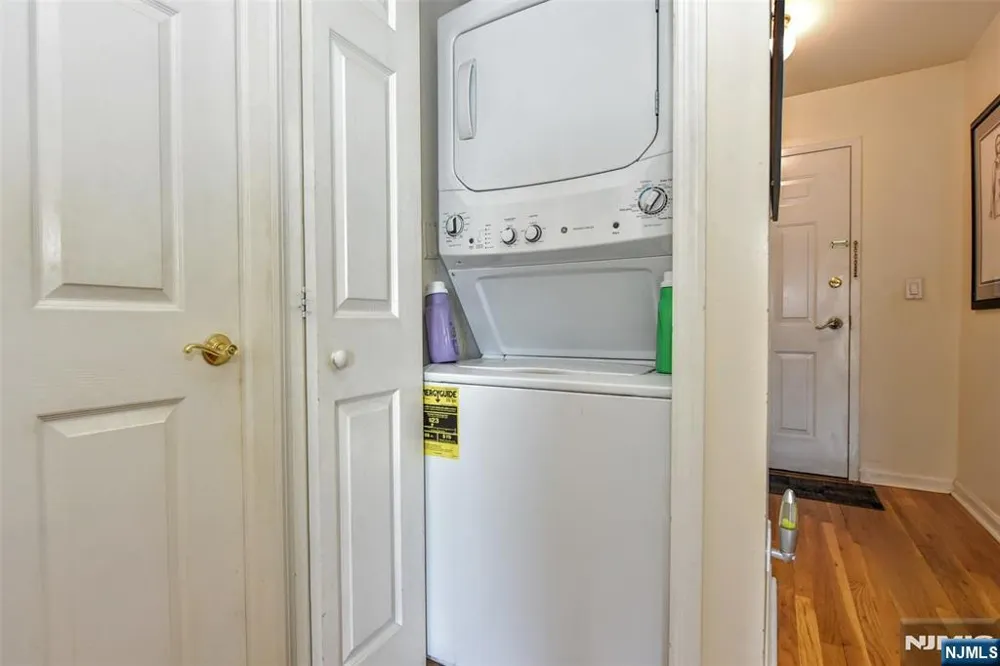 318 54th Street 4L West New York, NJ 07093