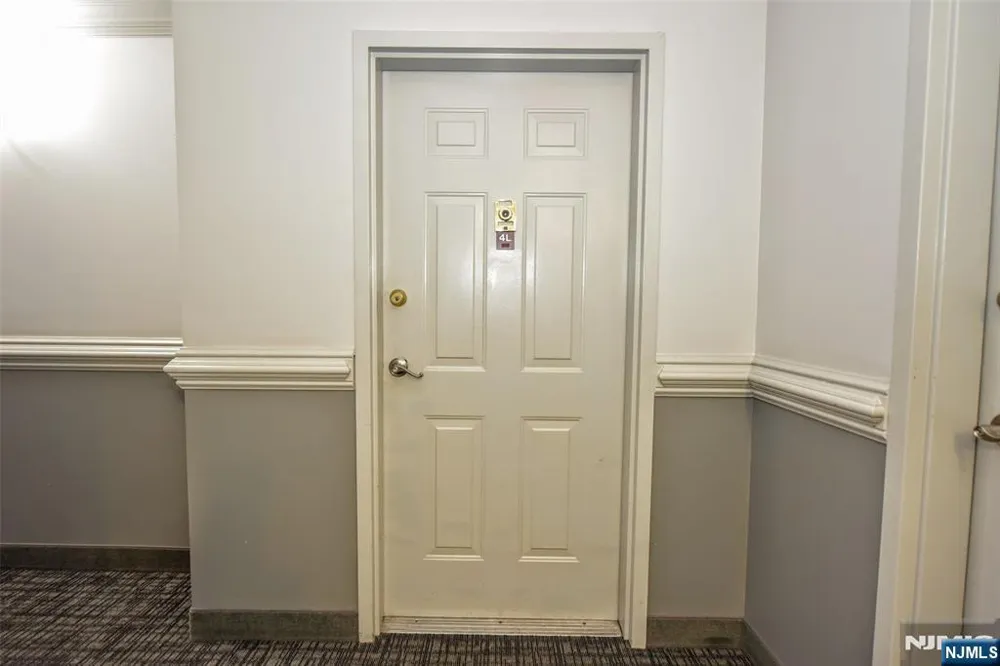 318 54th Street 4L West New York, NJ 07093