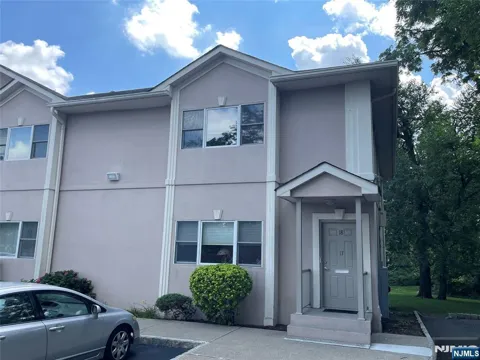 485 Saddle River Road 18