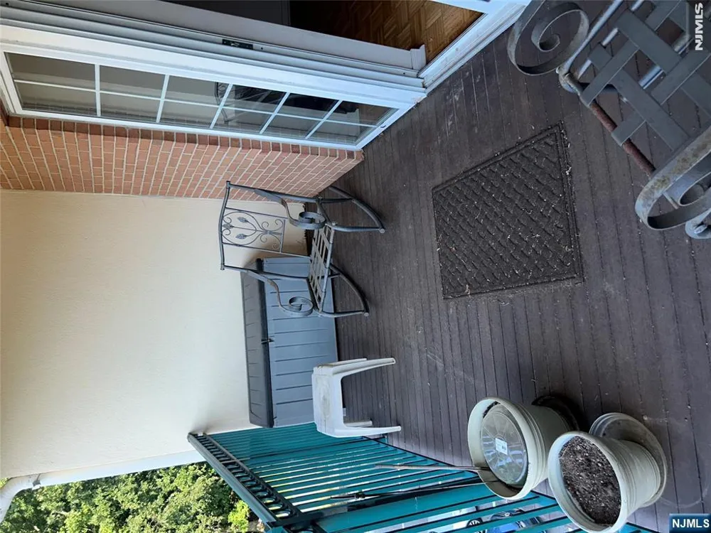 401 D Ercole Court T304 Norwood, NJ 07648