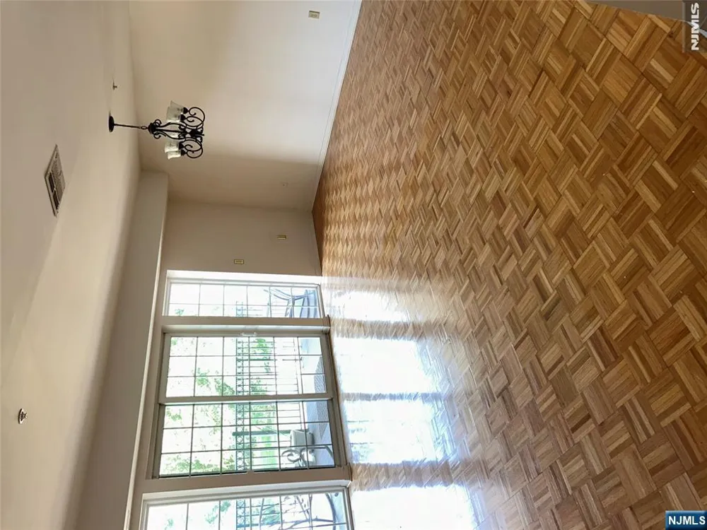 401 D Ercole Court T304 Norwood, NJ 07648