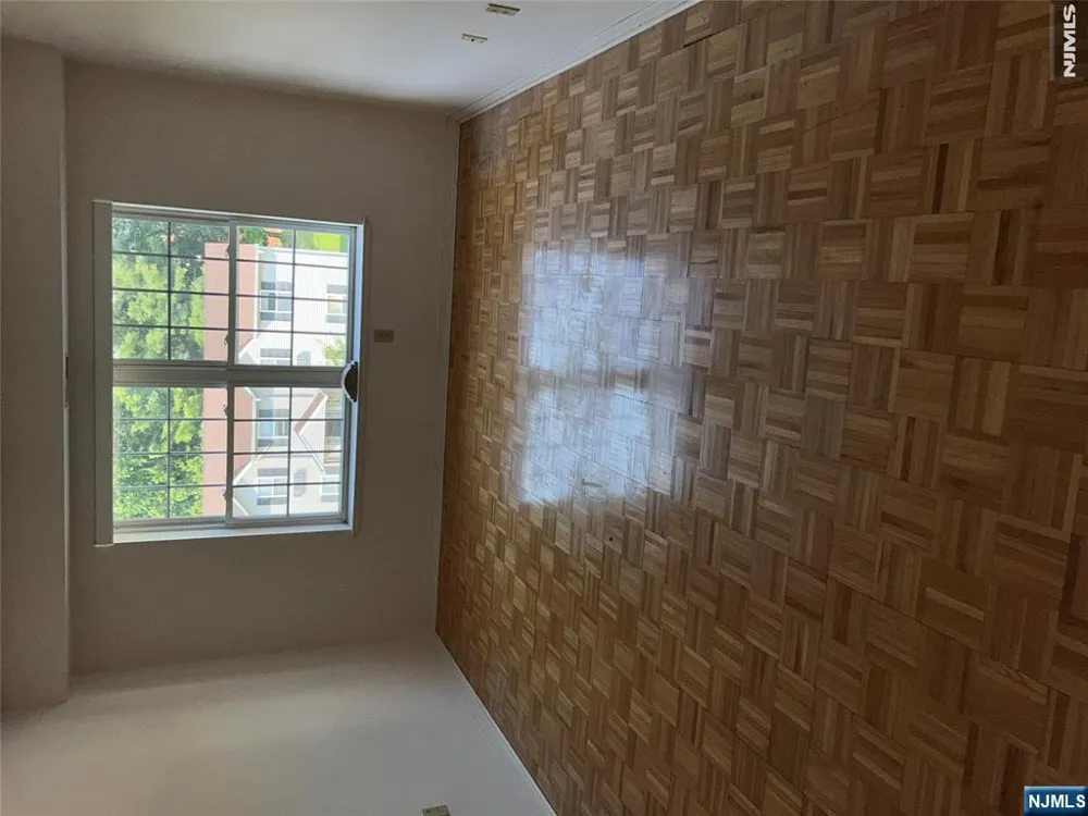 401 D Ercole Court T304 Norwood, NJ 07648