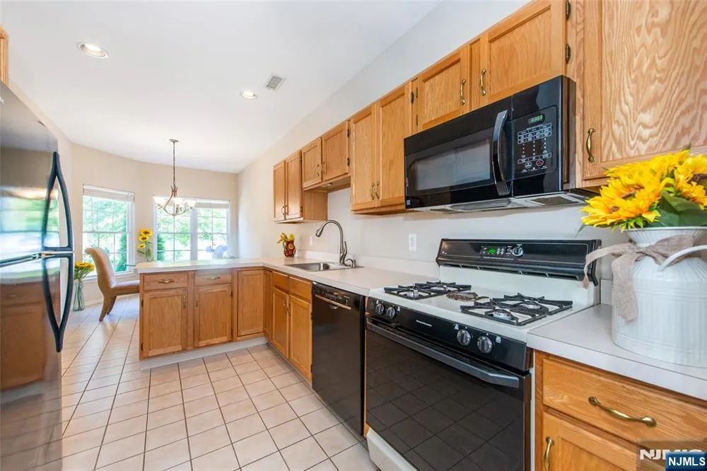 12 Lafayette Street West Milford, NJ 07480