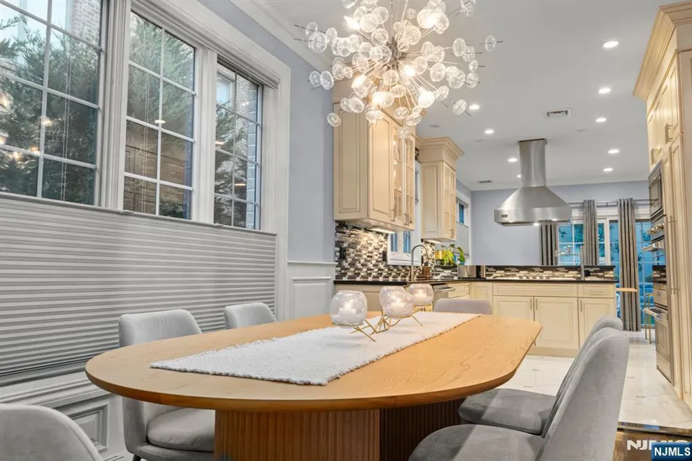 48 Myrtle Avenue Edgewater, NJ 07020