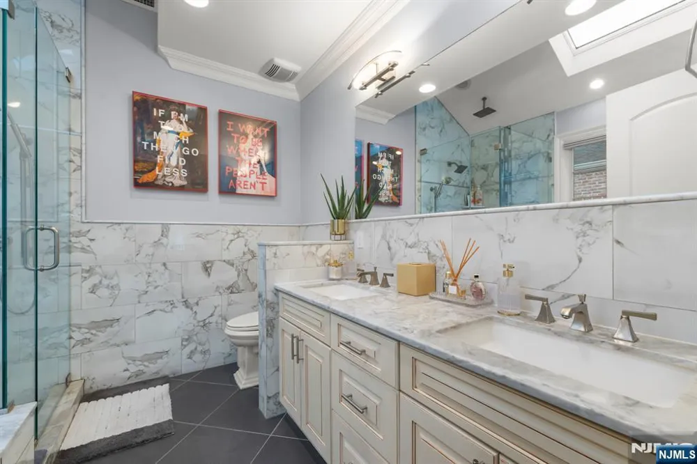 48 Myrtle Avenue Edgewater, NJ 07020